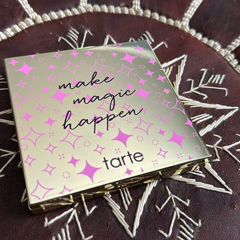 tarte Make Magic Happen eyeshadow palette